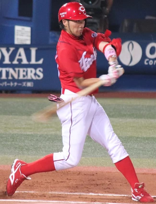 菊池涼介(2014).325 11本 58打点 188安打 43犠打