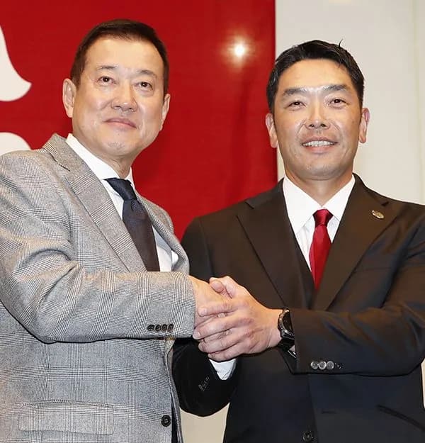 【悲報】スポーツ報知が阿部批判開始した理由、阿部のお気に入り記者がいなくなったからだったｗｗｗｗｗｗｗ