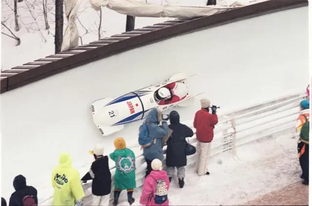 【悲報】ボブスレー選手「ここまでの努力は何の意味もなかったんだと思った。涙が止まらなかった」