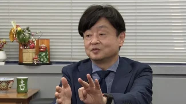 【画像】吉野家の社長さん、なんか違和感あると話題にｗｗｗｗｗｗｗｗｗｗ