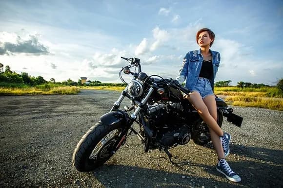 【朗報】バイク女子さん、お得すぎるクラウドファンディングを開催ｗｗｗｗｗｗｗｗｗｗｗｗｗ