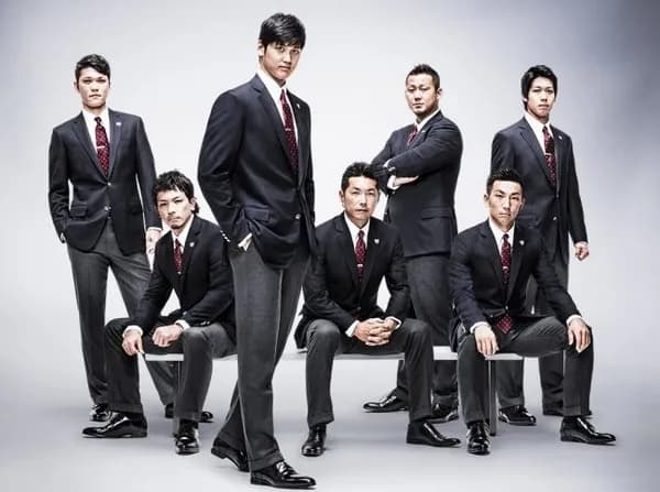 【画像】昔の侍ジャパン×スーツ姿、限界突破してしたwwww