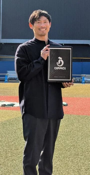 元ロッテ荻野貴司、チェコリーグへ