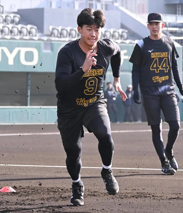 【悲報】阪神ドラ１立石、新人合同自主トレを完全別メニュー