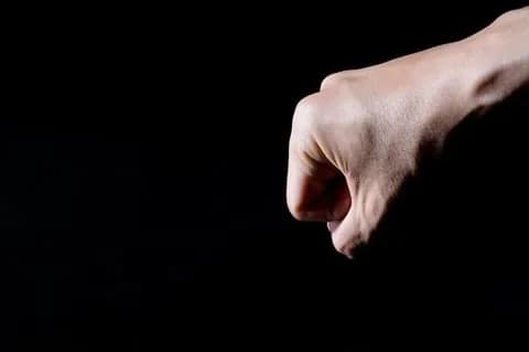 最近のイジメって暴力的過ぎないか？