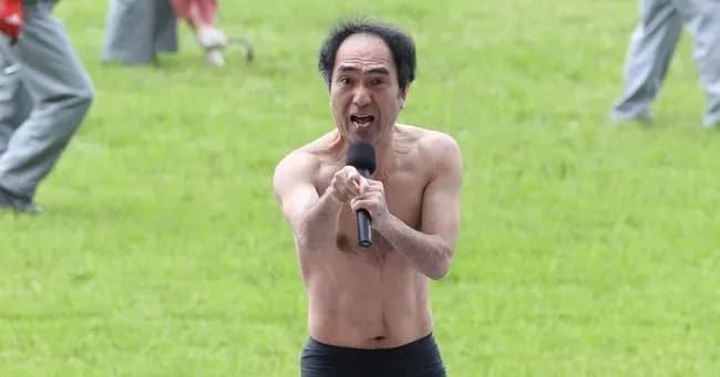 初期のエガちゃんねる「全裸でバンジーしてみた！ｗ」今のエガちゃんねる「〇〇食べてみた！ｗ」