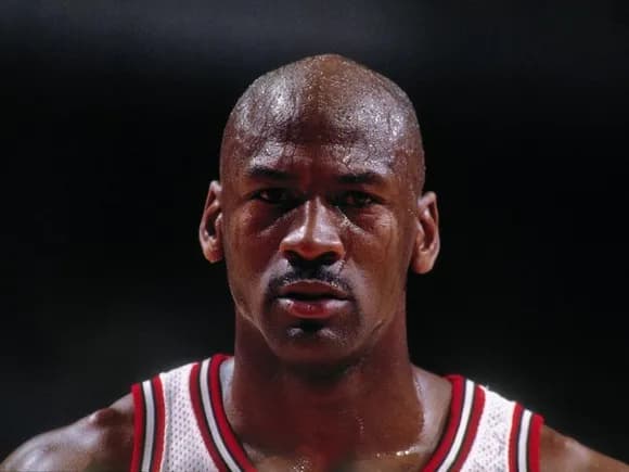 【悲報】マイケル・ジョーダンとレブロン・ジェームズの比較ｗｗｗｗｗｗｗｗｗｗｗｗｗｗｗｗ