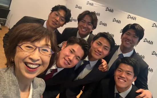 ＤｅＮＡ南場オーナー、新人選手に講義　９８年から遠ざかるリーグＶへ熱こもる「入ったからには十字架を背負って」