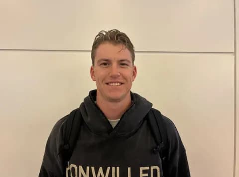 DeNA新外国人レイノルズが来日！「今はとてもワクワクしている」と意気込み