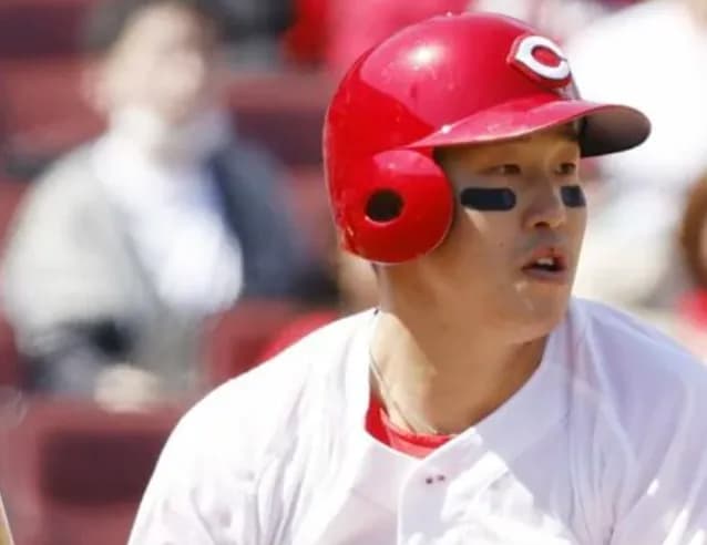 カープ小園、1.5億円で契約更改にMLB挑戦も表明・・・残るは杉本と佐藤輝明のみ