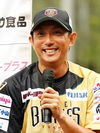 中日、川崎宗則氏を「臨時コーチ兼選手」として招聘　紅白戦に出場も？