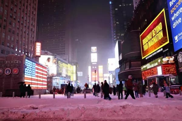 ニューヨークさん、氷点下40℃の寒波に襲われ、路上生活者が多数死亡