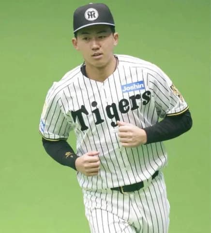 阪神ドラフト1位・立石正広が屋外でノック　肉離れで別メニュー調整中も軽快な動き披露