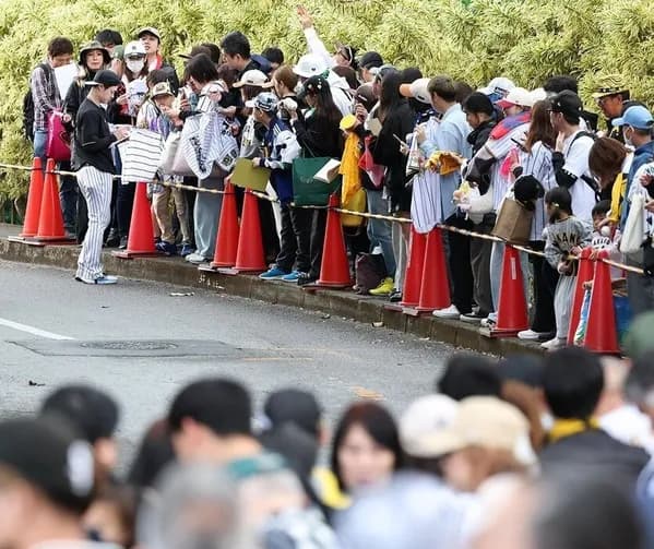 中野拓夢「全員サインするから」 1時間以上の大サービス