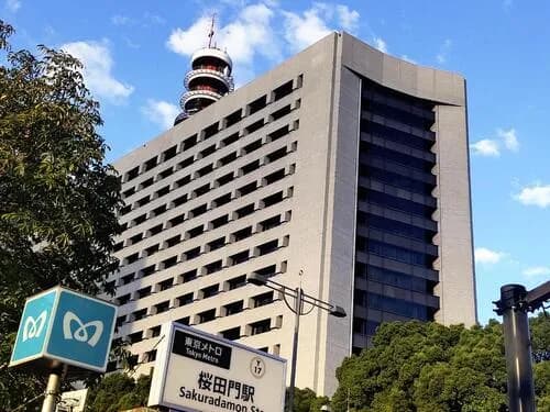 SNSに「シングルマザーの方、金銭支援します」娘の裸を要求