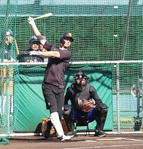 SB秋広「ジャイアンツよりは自主性というか自主練習の時間が長いなと感じる」