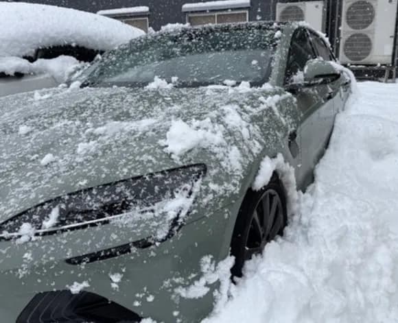【朗報】EV（電気自動車）豪雪地帯でも余裕だったｗｗｗｗｗｗｗｗ