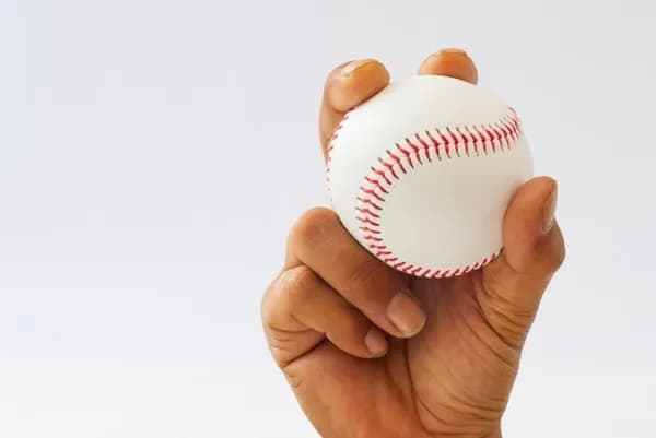 球速を完全に自由に操れるピッチャーor回転を完全に自由に操れるピッチャー