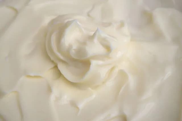 からしマヨネーズ考えた人ってマジで天才だと思う