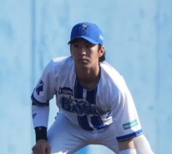 DeNA度会の三塁起用の意図を監督が語る　昨秋から挑戦「シーズンに入っても練習」