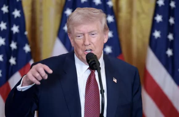 【悲報】ドナルド・トランプ「帰化した人間の市民権も取り上げて不法移民として追い出すぞ」ｗｗｗｗｗｗｗ