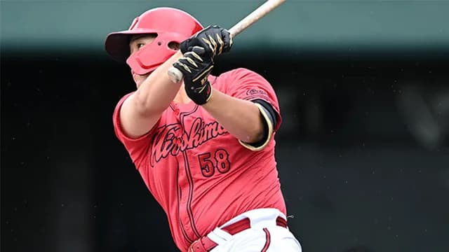 カープ仲田侑仁、杉原から特大ホームラン！吉田正尚の助言で打撃フォーム改造