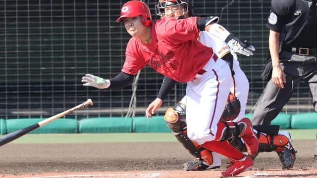 カープドラ1平川蓮、巨人戦で2安打1盗塁！大型スイッチヒッターを宮本慎也も絶賛