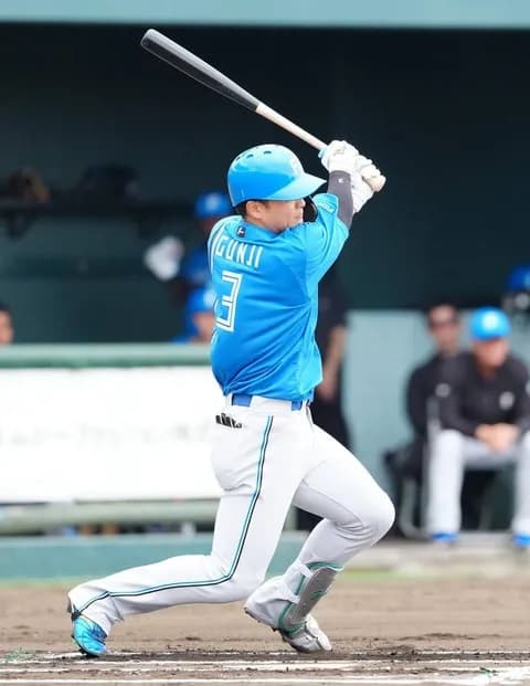 【日本ハム】郡司裕也が４番・三塁でスタメン出場　初回に中前適時打で今季対外試合初打点「こういう役回りが増える」