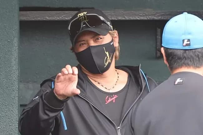 【悲報】 ビッグボス新庄監督、楽天イーグルスさんにクレームをつけてしまう