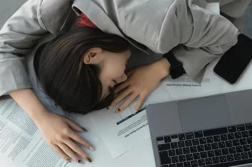 【疑問】残業月60時間って世間一般ではどうなの？ｗｗｗｗｗｗｗｗｗｗｗｗｗｗｗｗ