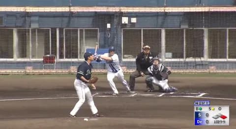 DeNA筒香嘉智が実戦初打席で適時二塁打　送球乱れの間に三塁まで駆け抜ける！