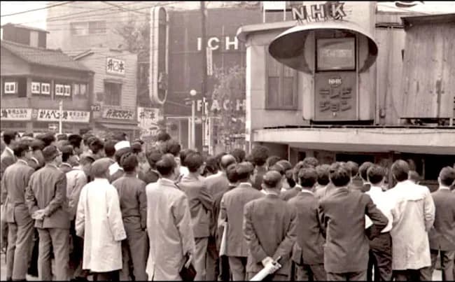 WBC、ネットフリックスが街頭テレビ150箇所で放送決定