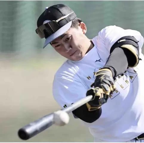 阪神　ドラ１の立石が短めのフリー打撃「ショートゲーム」で連発含め５本の柵越え　２日連続での屋外の打撃に具志川が熱狂