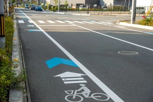 自転車レーン、全然作られない