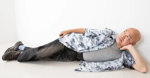 【疑問】中年で独身の人って、老けた大学生みたいじゃない？ｗｗｗｗｗｗ