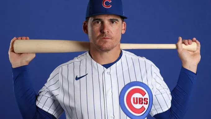 カブス新加入の元DeNAオースティンが開幕絶望　右膝クリーニング手術により数ヶ月の離脱へ