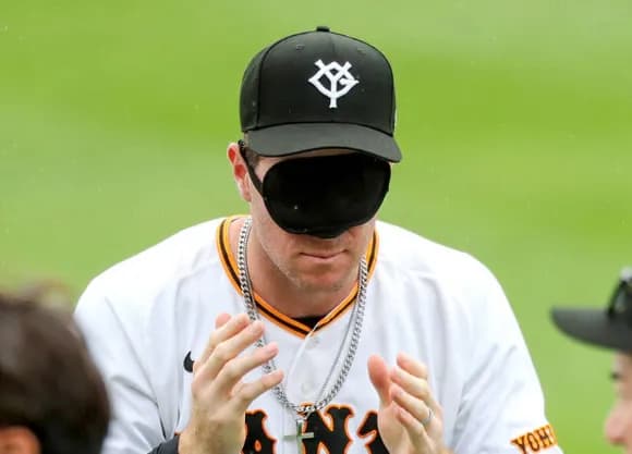 【悲報】巨人キャベッジ、目隠し守備練習させられている姿を発見されるｗｗｗｗｗｗｗｗｗｗｗｗｗｗ