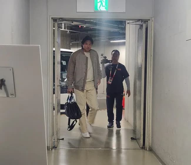 【悲報】大谷、激太りｗｗｗｗｗｗｗｗｗｗｗｗｗｗｗｗｗｗｗｗｗｗｗｗｗｗｗ