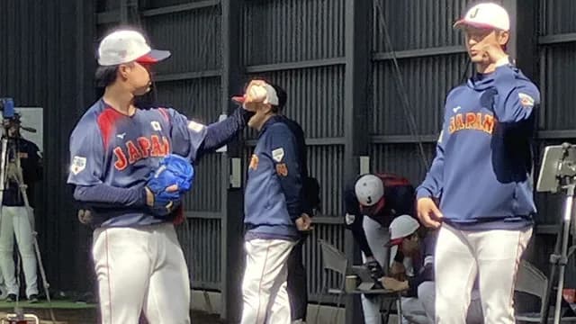 カープ佐藤柳之介にダルビッシュ有が投球指導！『ジャイロ回転のスライダー』を伝授
