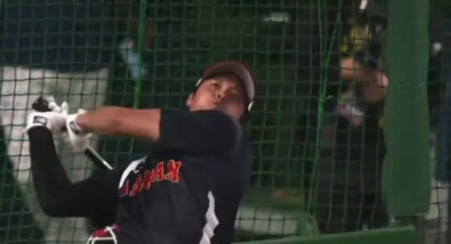 【動画】大谷翔平の電光掲示板ぶち当てフリーバッティングッッwwwwwwwwwwwwwwwwwwwwwwww