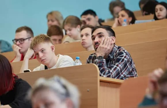 【悲報】ロシア、戦争に学徒動員！！ｗｗｗｗｗｗｗｗｗｗｗｗ