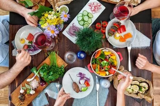 【疑問】飯の本質って栄養補給やろ？ｗｗｗｗｗｗｗｗｗｗｗｗｗｗｗｗ