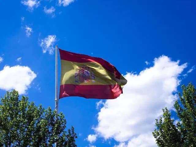 【悲報】スペイン「トランプさんごめんなさい、やっぱり基地使っていいです…」