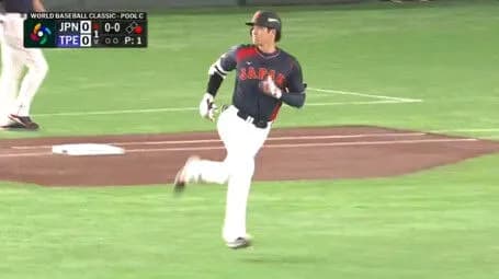 大谷翔平、第１打席に初球を打ちツーベースヒット！！！！！！！！