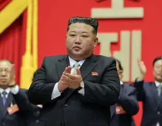 【悲報】金正恩、参戦。「イランが言ってくれればイスラエルを一発で消し飛ばすミサイルあげるよ（笑）」