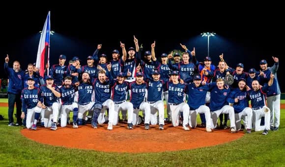 【悲報】チェコ代表の職業一覧が今年もヤバすぎるｗｗｗｗｗｗｗｗｗｗｗｗｗｗｗｗ