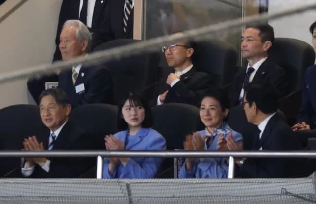 牧が2塁牽制でアウトになった時の愛子さまｗｗｗｗｗｗｗｗ