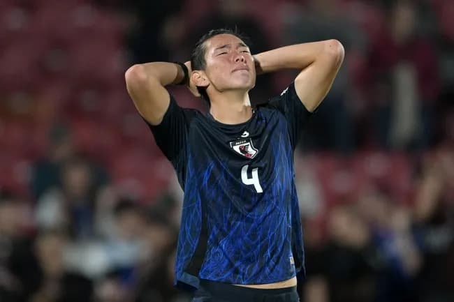 【悲報】レアル・ソシエダの日本人選手がスペインで人種差別被害…“クソ中国人”と侮辱され試合中断