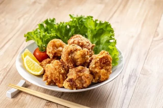 逆に唐揚げにレモンかけない派の意見を聞きたい