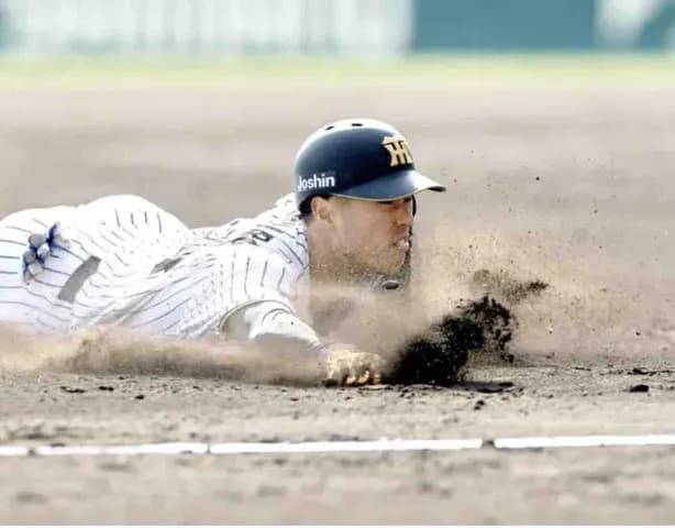 阪神・ドラ３岡城　あるぞ開幕１軍“甲子園初打点”２点適時三塁打　「Ｔポーズ」さく裂、虎党沸いた！